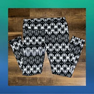 🖤90 Degree By Reflex Mid-rise Crop Leggings🖤